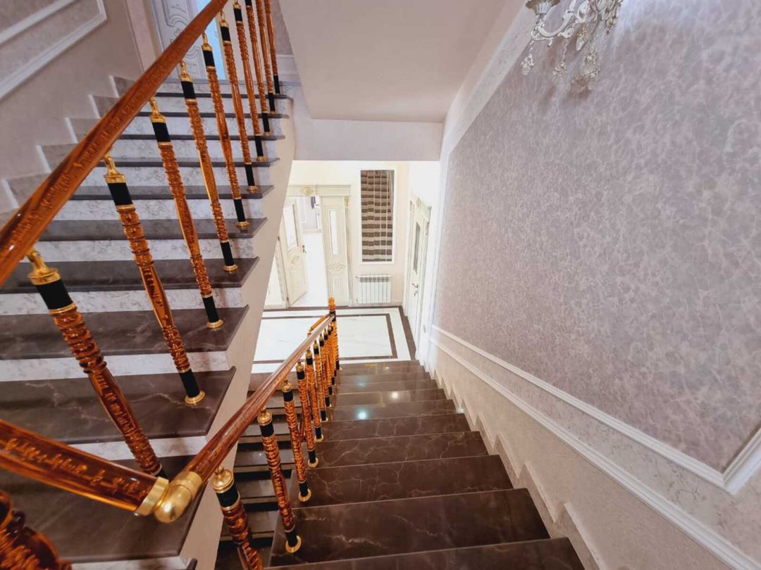 Satılır 8 otaqlı həyət evi/bağ evi 500 m² — Ev, villa, Bakı (10)