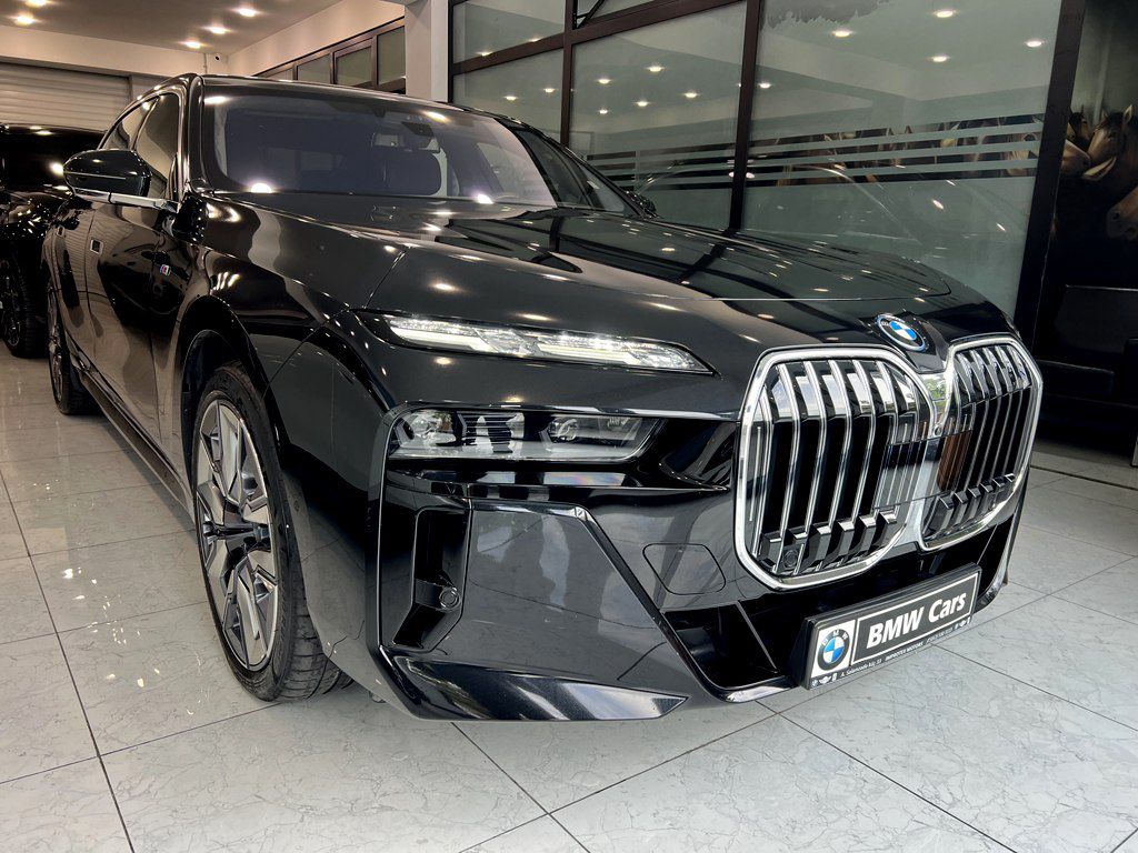 BMW 740, 3.0 L, 2023 il, 34 000 km — Avtomobillər, Bakı (5)