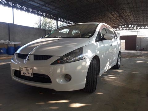 Mitsubishi Grandis, 2.4 L, 2003 il, 264 000 km — Bakı