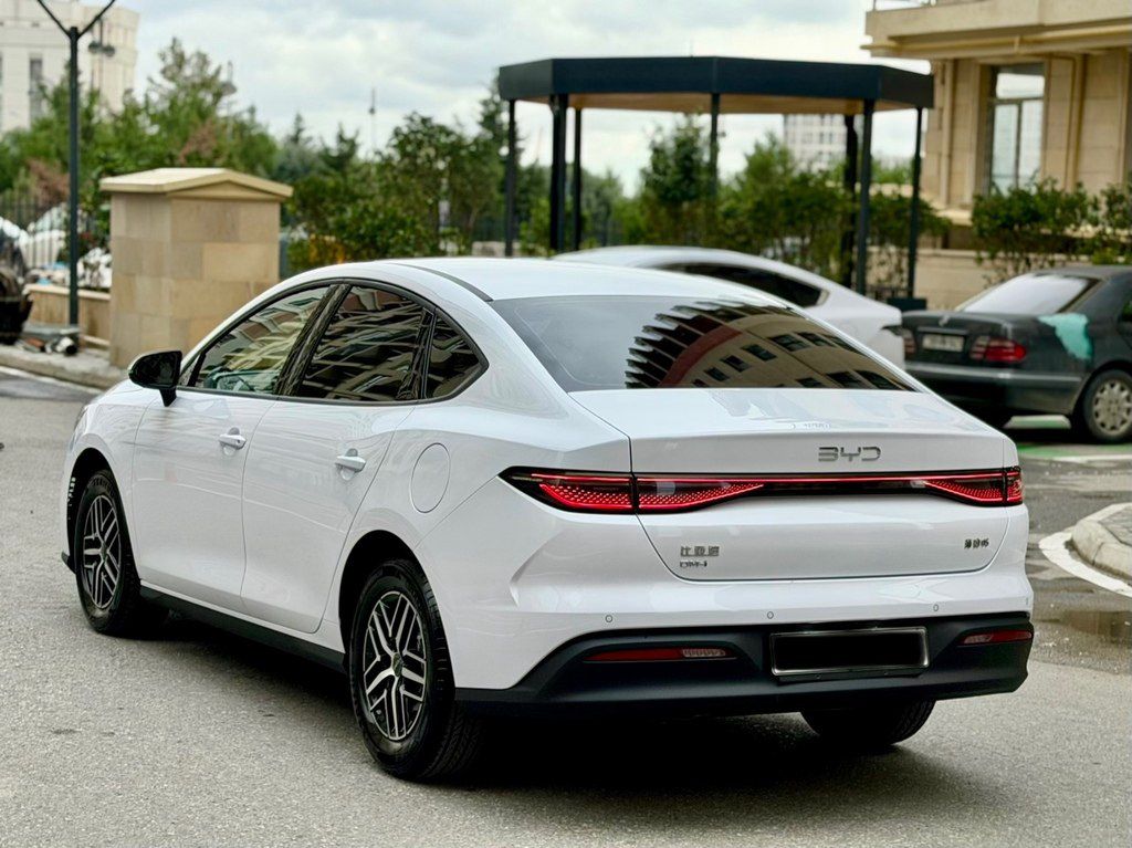 BYD Seal 05, 1.5 L, 15.87 kWh, 2025 il, 5 350 km — Avtomobillər, Bakı (4)