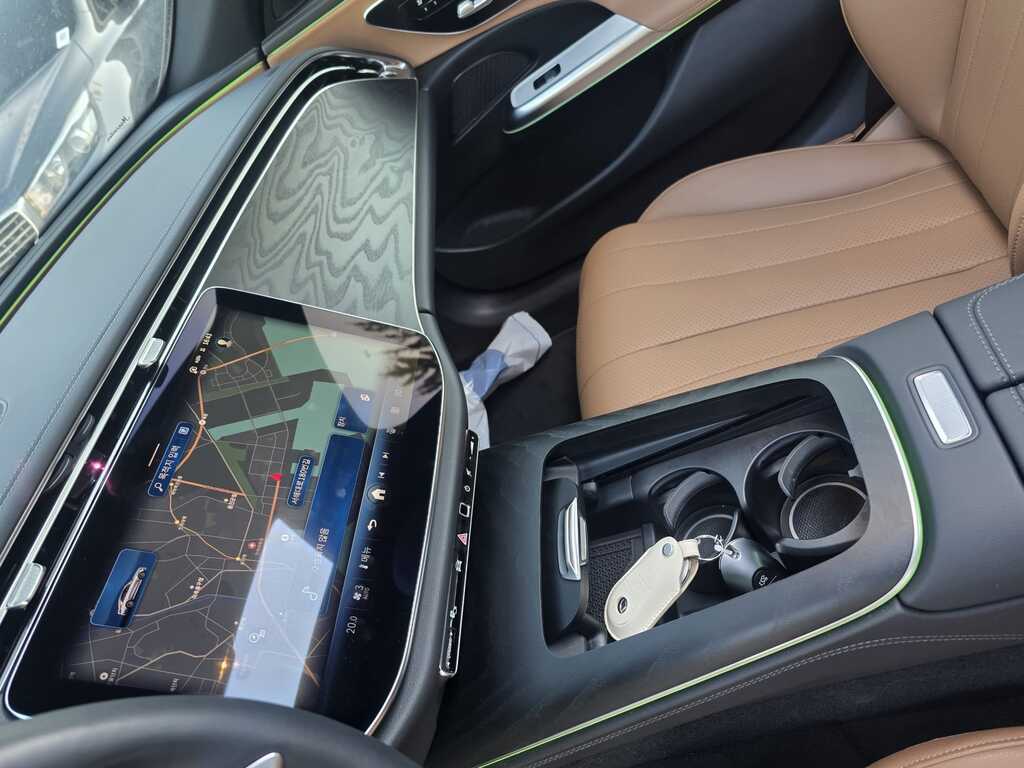 Mercedes E 200, 2.0 L, 2025 il, 40 000 km — Avtomobillər (9)
