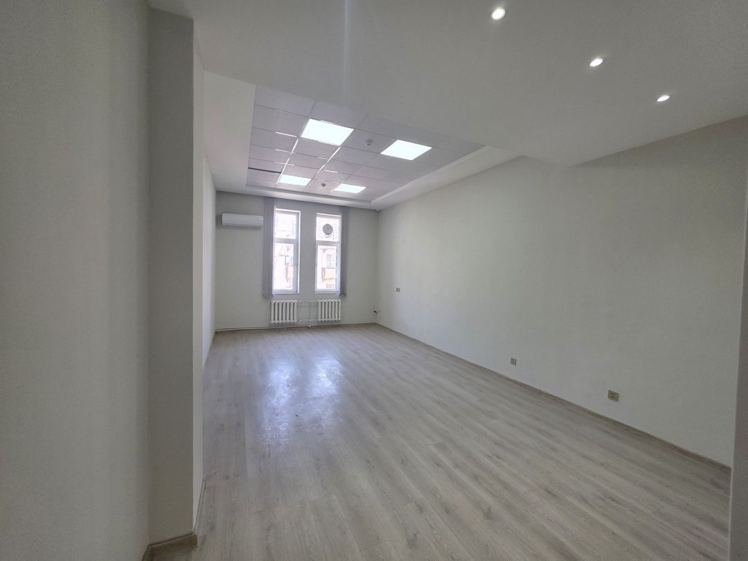 İcarəyə verilir 16 otaqlı ofis 630 m² — Ofis, Bakı (3)