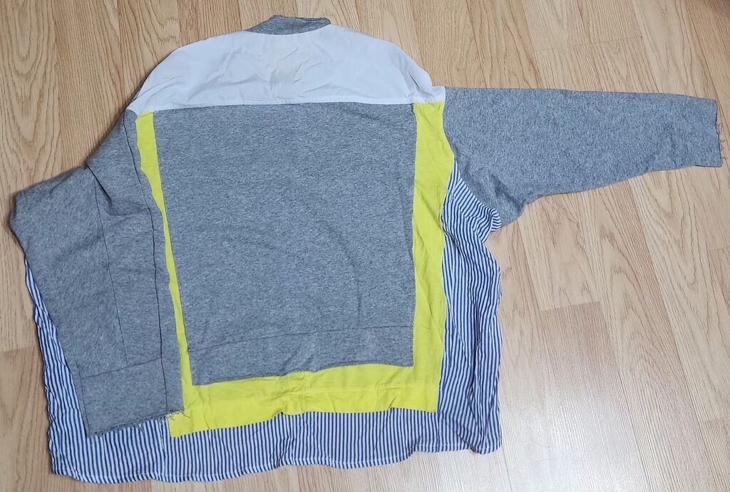 Trendyol- Qadınlar üçün rəng bloklu uzunqol sweatshirt - Dizayn: Önü — Hodie və sviter, Bakı (6)