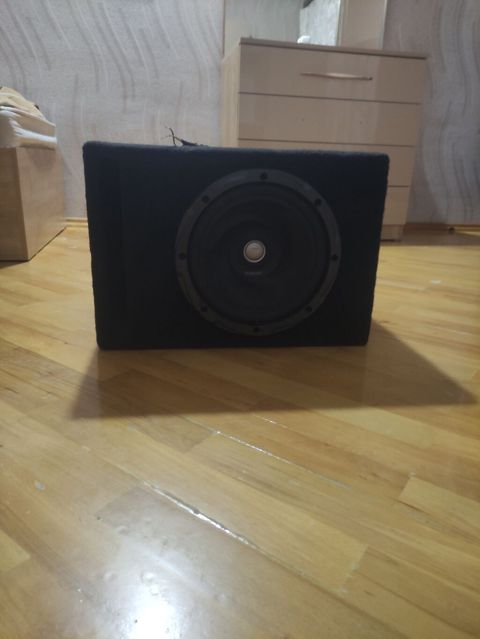 Avtomobil üçün subwoofer qutusu ilə dinamik - Brend: Kenwood (öndə — Bakı