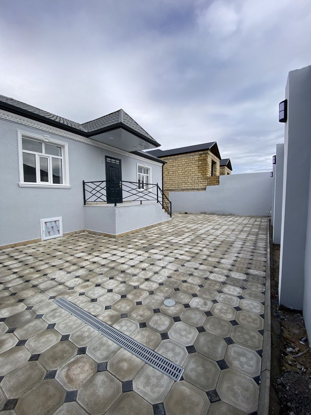 Satılır 4 otaqlı həyət evi/bağ evi 110 m² — Ev, villa, Bakı (4)