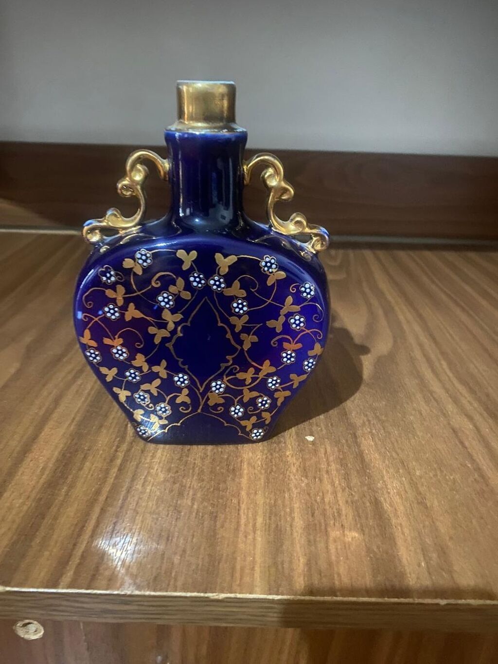 Qadın üçün bordo rəngli dəbli dəri gödəkcə. - Material: parıltılı — Jaketlər, Bakı (5)