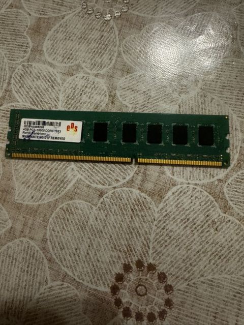 Məhsul: DDR3 Dımm RAM modulu - Tutum: 4 GB - Növ: DDR3 Sdram — Компьютеры и ноутбуки