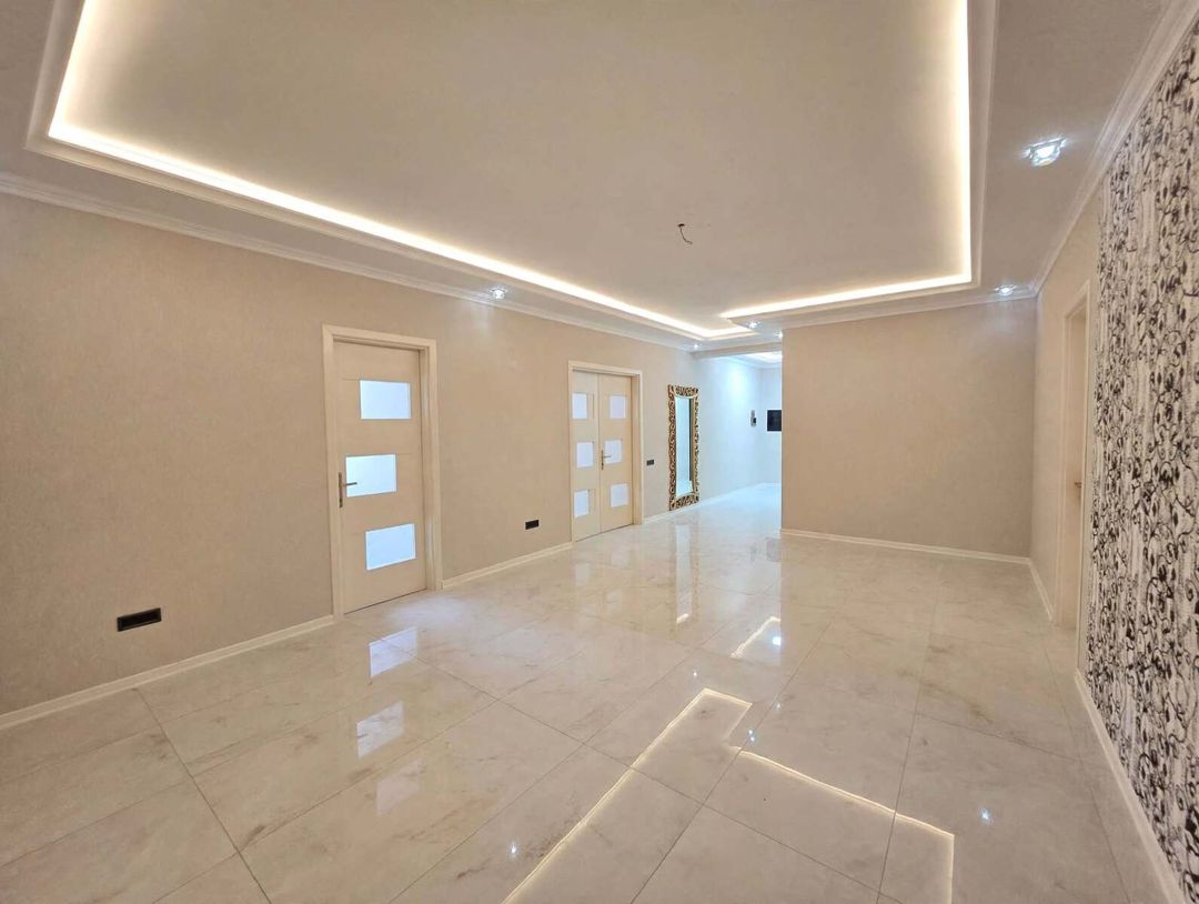Satılır 5 otaqlı yeni tikili 303 m² — Mənzil, Bakı (7)