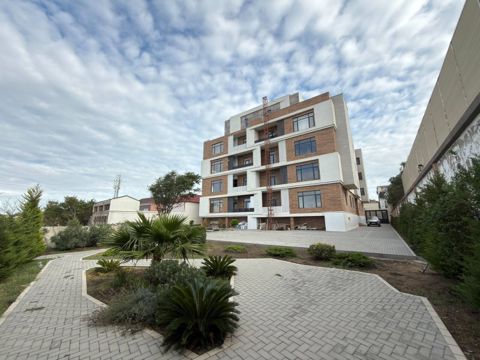 Satılır 3 otaqlı yeni tikili 118 m² — Bakı