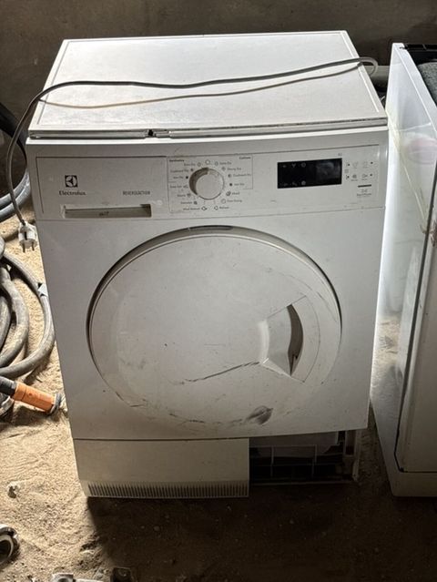 Electrolux kondensasiya tipli paltaryuyan quruducu - Yük tutumu: 7 kq — Bakı