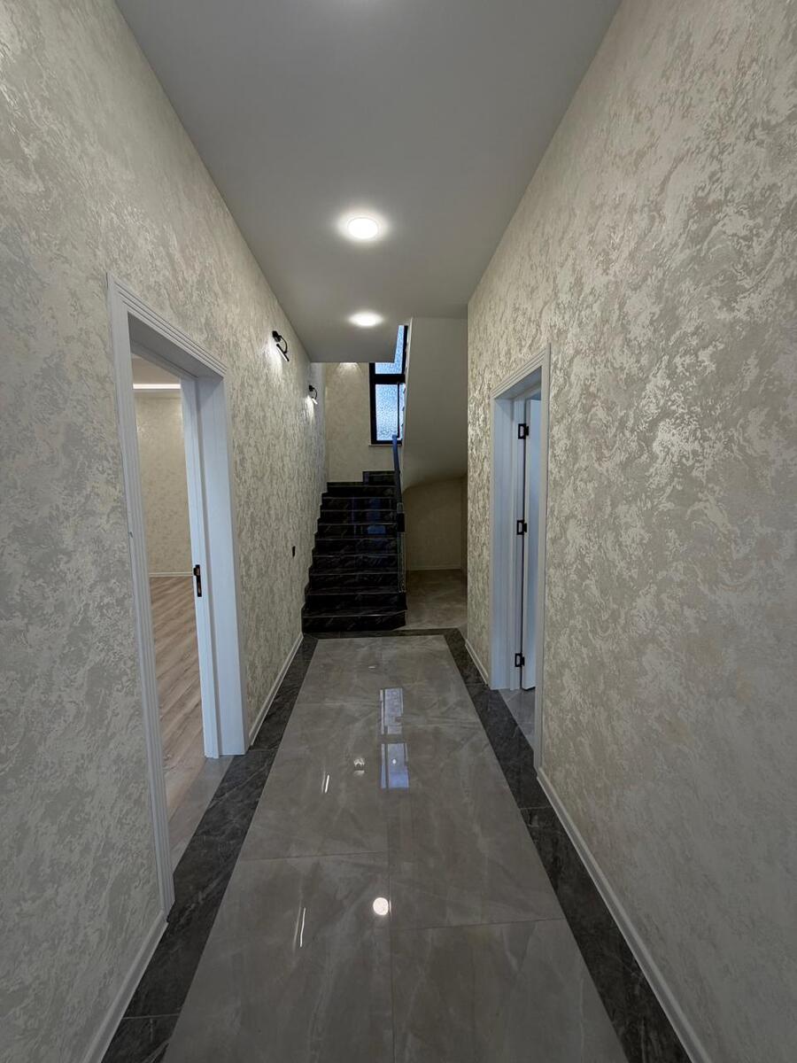 Satılır 5 otaqlı həyət evi/bağ evi 200 m² — Ev, villa, Bakı (7)