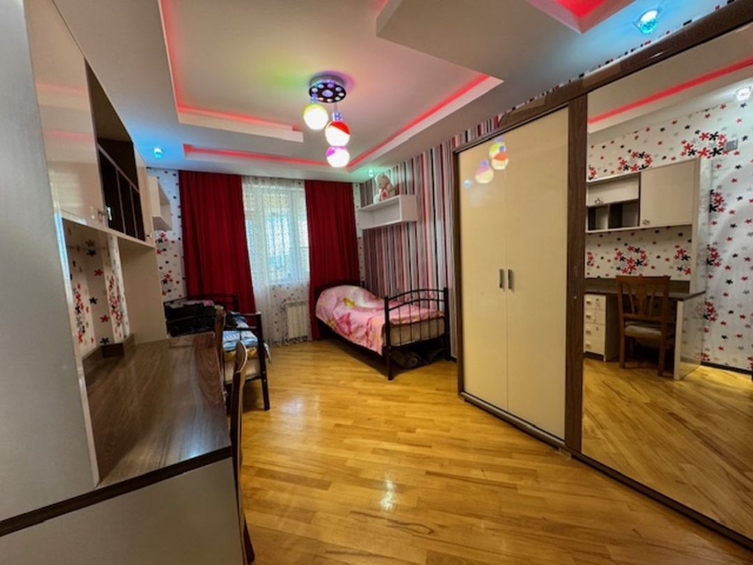 Satılır 3 otaqlı yeni tikili 135 m² — Mənzil, Bakı (10)