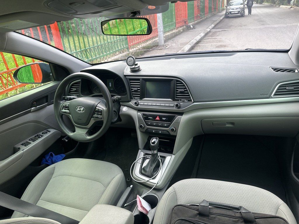 Hyundai Elantra, 1.8 L, 2018 il, 105 604 km 01-CV-409 — Avtomobillər, Bakı (6)