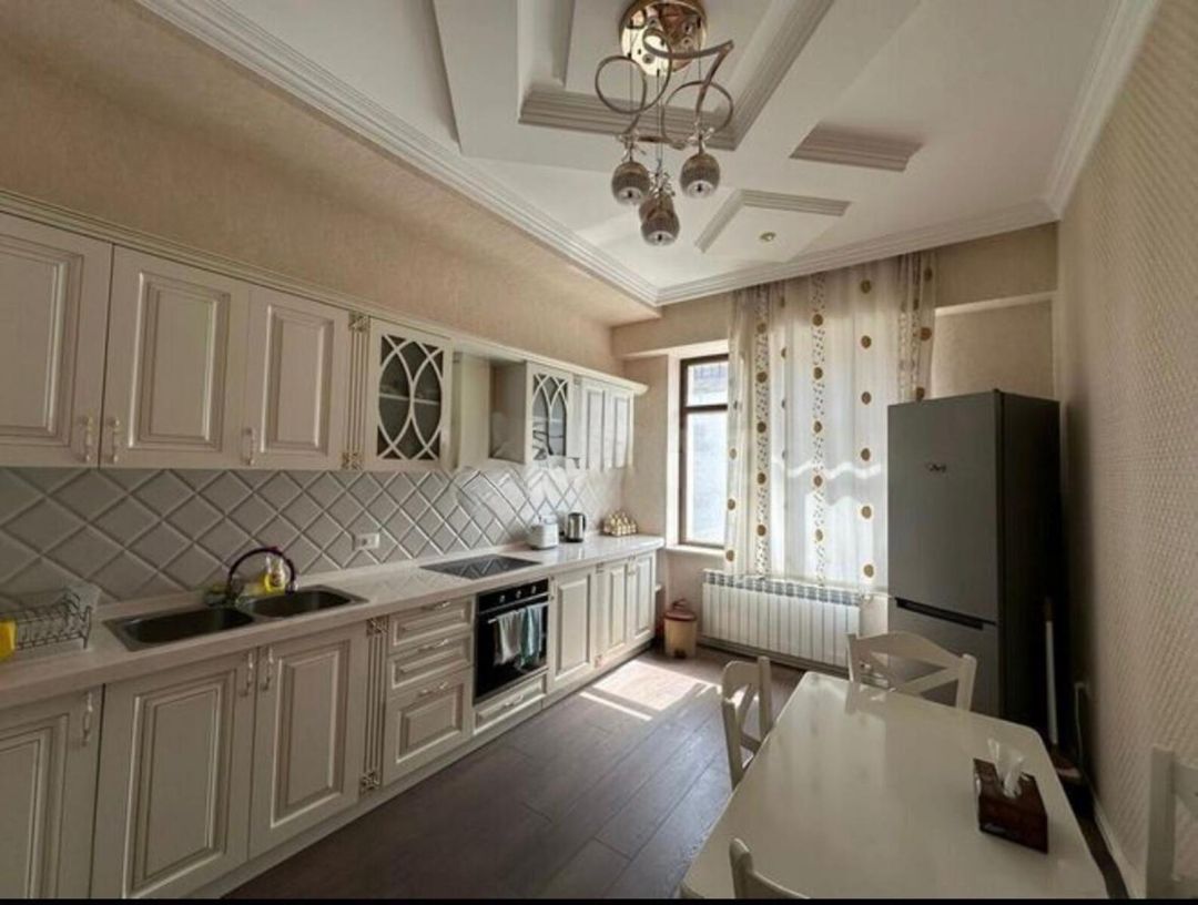 İcarəyə verilir 3 otaqlı yeni tikili 130 m² — Mənzil, Bakı (11)