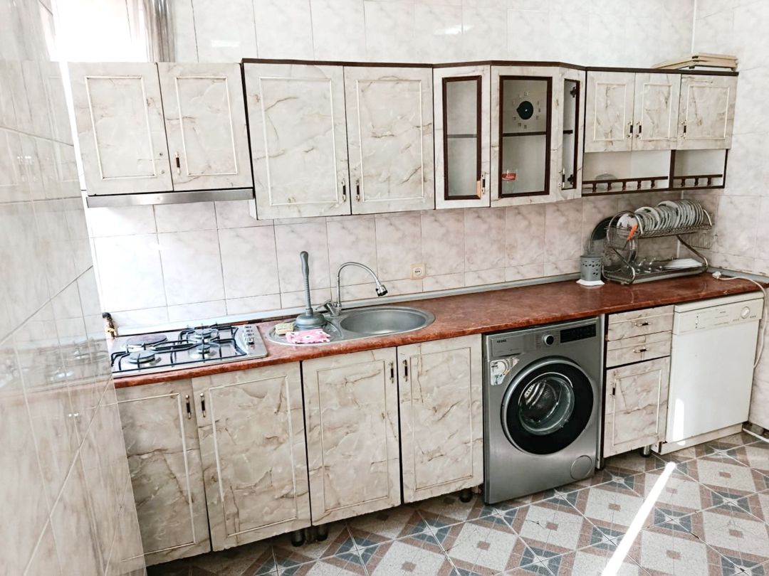 İcarəyə verilir 4 otaqlı köhnə tikili 120 m² — Mənzil, Bakı (6)
