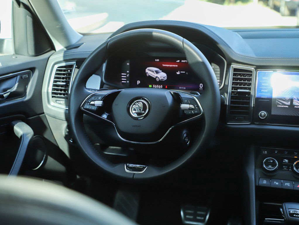 Skoda Kodiaq, 2.0 L, 2023 il, 73 400 km — Avtomobillər, Bakı (9)