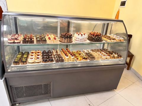 Soyuducu kabab ve şirniyyat ucun. 1 ay istifade edilib.Qiymet 550 azn — 550 ₼ · Bakı · Soyuq vitrini Soyuducu kabab ve şirniyyat ucun. 1 ay istifade edilib.Qiymet 550 azn — Bakı