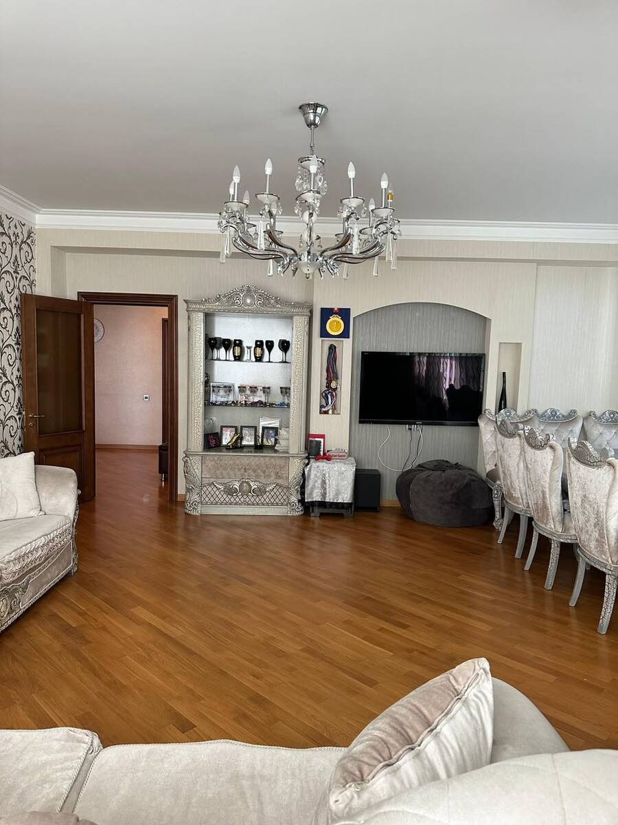 Satılır 4 otaqlı yeni tikili 212 m² — Mənzil, Bakı (3)