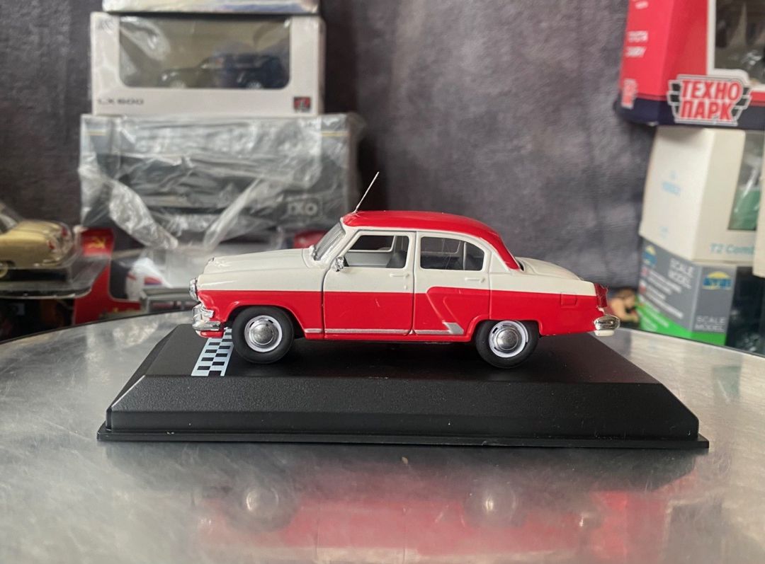 Коллекционная модель GAZ- 21 Volga Red White 1964 — Kolleksiyalar, Bakı (5)