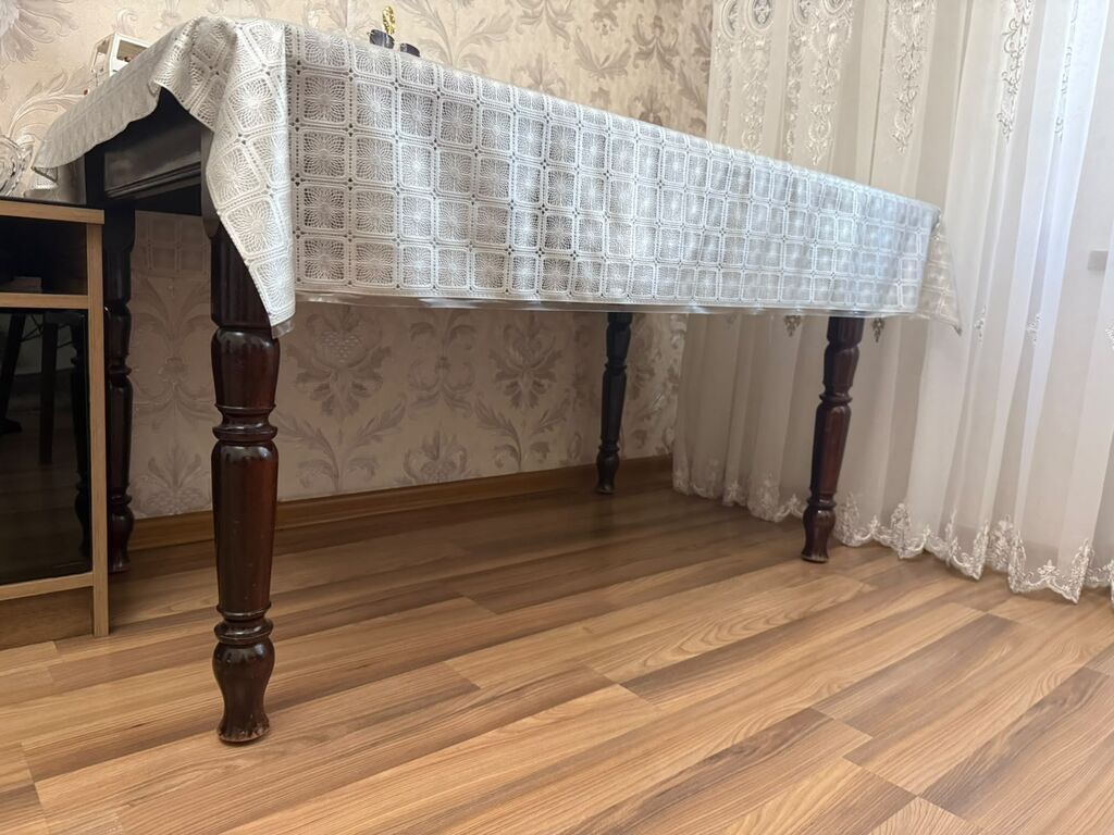 İşlənmiş, Masa və oturacaqlar — Qonaq otağı üçün, Sumqayıt (4)