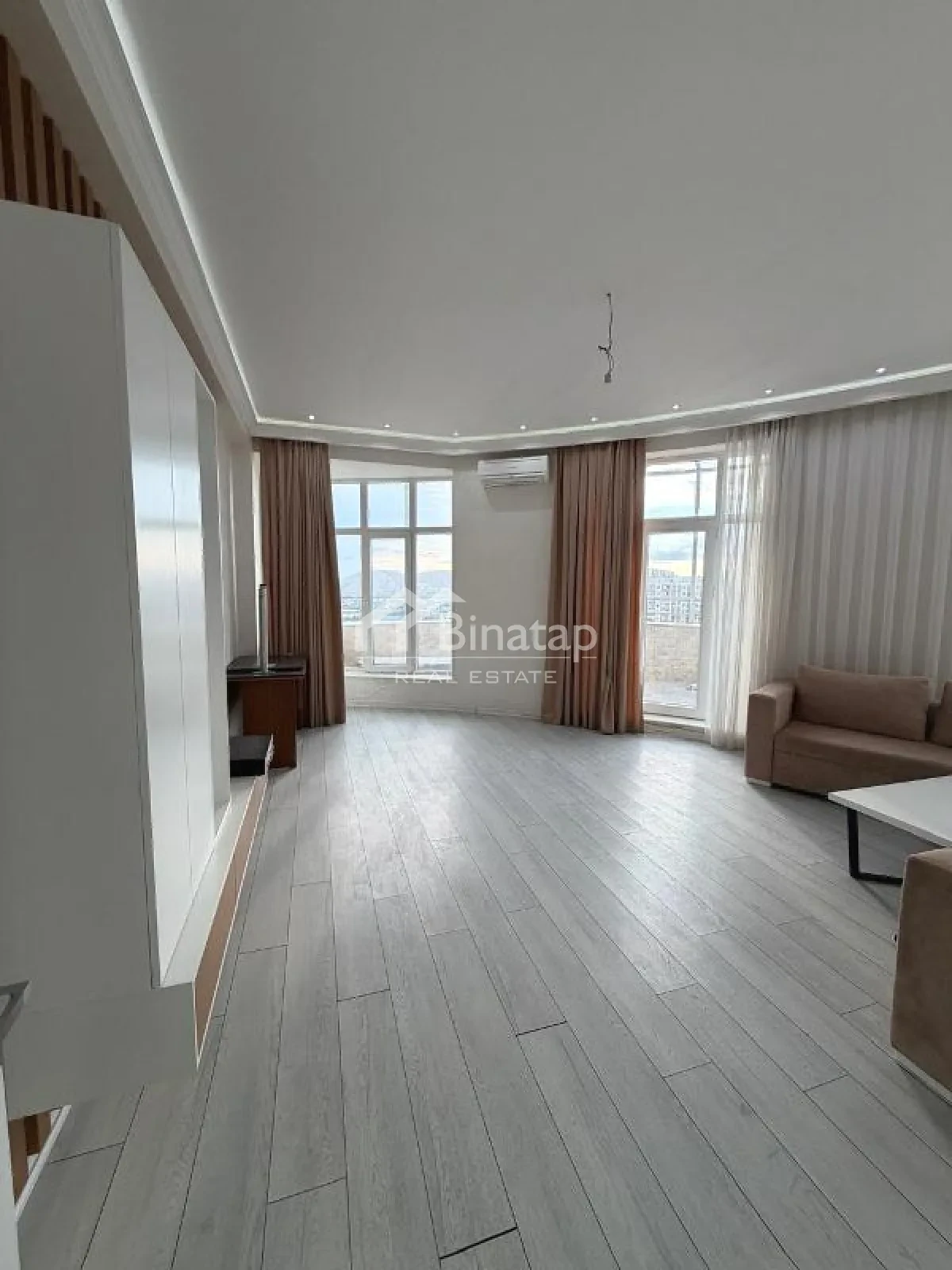 Satılır 3 otaqlı yeni tikili 120 m², İnşaatçılar metrosu, Yasamal rayonu — Bakı