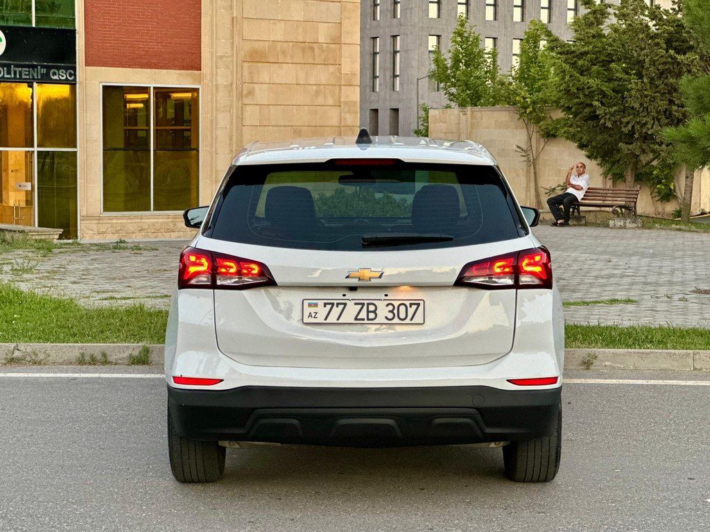 Chevrolet Equinox, 1.5 L, 2022 il, 114 000 km 77-ZB-307 — Avtomobillər, Bakı (2)