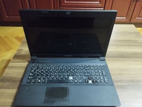 Lenovo noutbuk - Model: Lenovo (15.6" seriya, klassik qara korpus) — 100 ₼ · Bakı · Lenovo Lenovo noutbuk - Model: Lenovo (15.6" seriya, klassik qara korpus) — Bakı