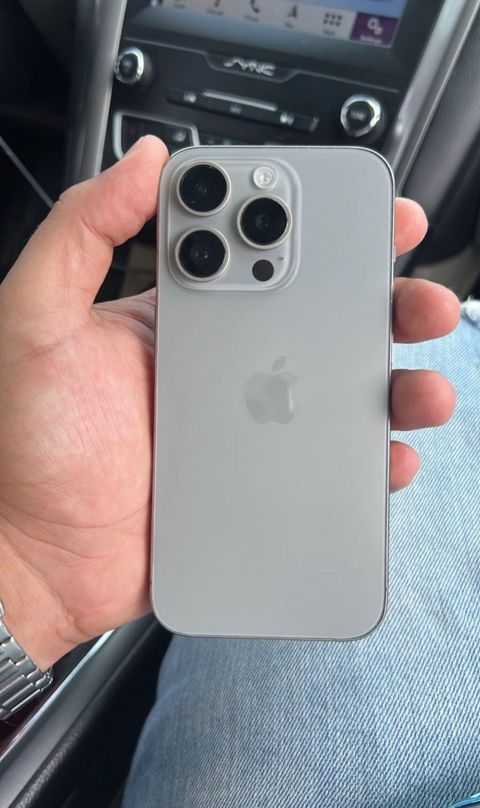 IPhone 15 Pro, 256 GB, Natural Titanium, Zəmanət, Simsiz şarj, Face ID — 880 ₼ · Bakı · Apple iPhone IPhone 15 Pro, 256 GB, Natural Titanium, Zəmanət, Simsiz şarj, Face ID — Bakı