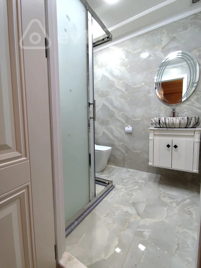 3 otaqlı mənzil, 138 m², 8 Noyabr prospekti — Mənzil, Bakı (11)