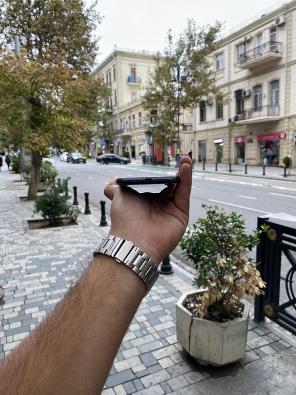 IPhone 11, Qara — Apple iPhone, Bakı (2)