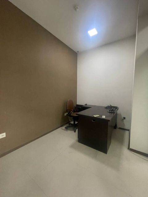İcarəyə verilir 4 otaqlı ofis 98 m² — Bakı