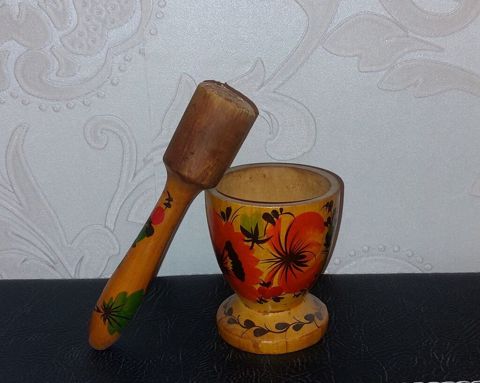 Taxta dibək və həvəng dəsti - Material: təbii ağac - Komplekt: dibək — 35 ₼ · Bakı · Süfrə qabı Taxta dibək və həvəng dəsti - Material: təbii ağac - Komplekt: dibək — Bakı