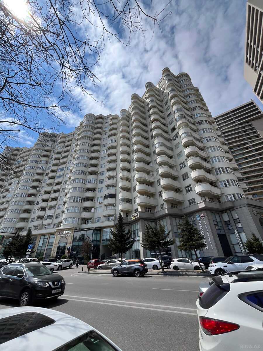 Satılır 3 otaqlı yeni tikili 160 m² — Mənzil, Bakı