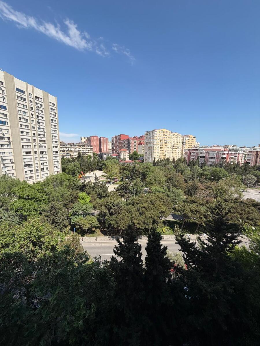 Satılır 2 otaqlı köhnə tikili 65 m² — Mənzil, Bakı (8)