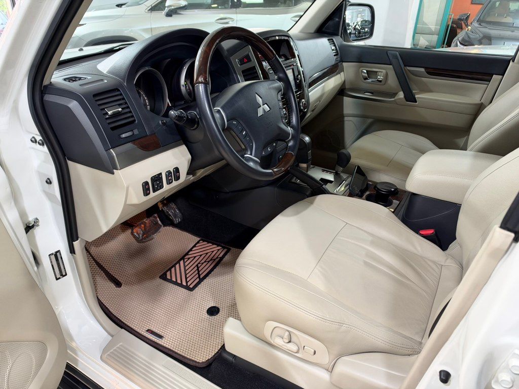 Mitsubishi Pajero, 3.8 L, 2019 il, 25 500 km — Avtomobillər, Bakı (8)