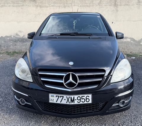 Mercedes B 180, 1.7 L, 2010 il, 102 000 km — 12 400 ₼ · Bakı · Avtomobillər Mercedes B 180, 1.7 L, 2010 il, 102 000 km — Bakı