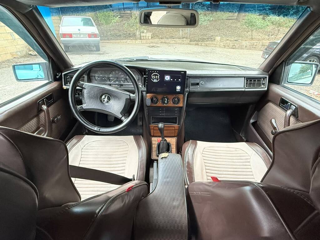 Mercedes 190, 2.0 L, 1990 il, 120 000 km 10-UP-954 — Avtomobillər, Şamaxı (7)