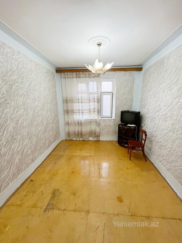 Satılır 3 otaqlı Bina evi menzil (Köhnə tikili), 80 m², 10-cu mikrorayon — Mənzil, Sumqayıt (10)