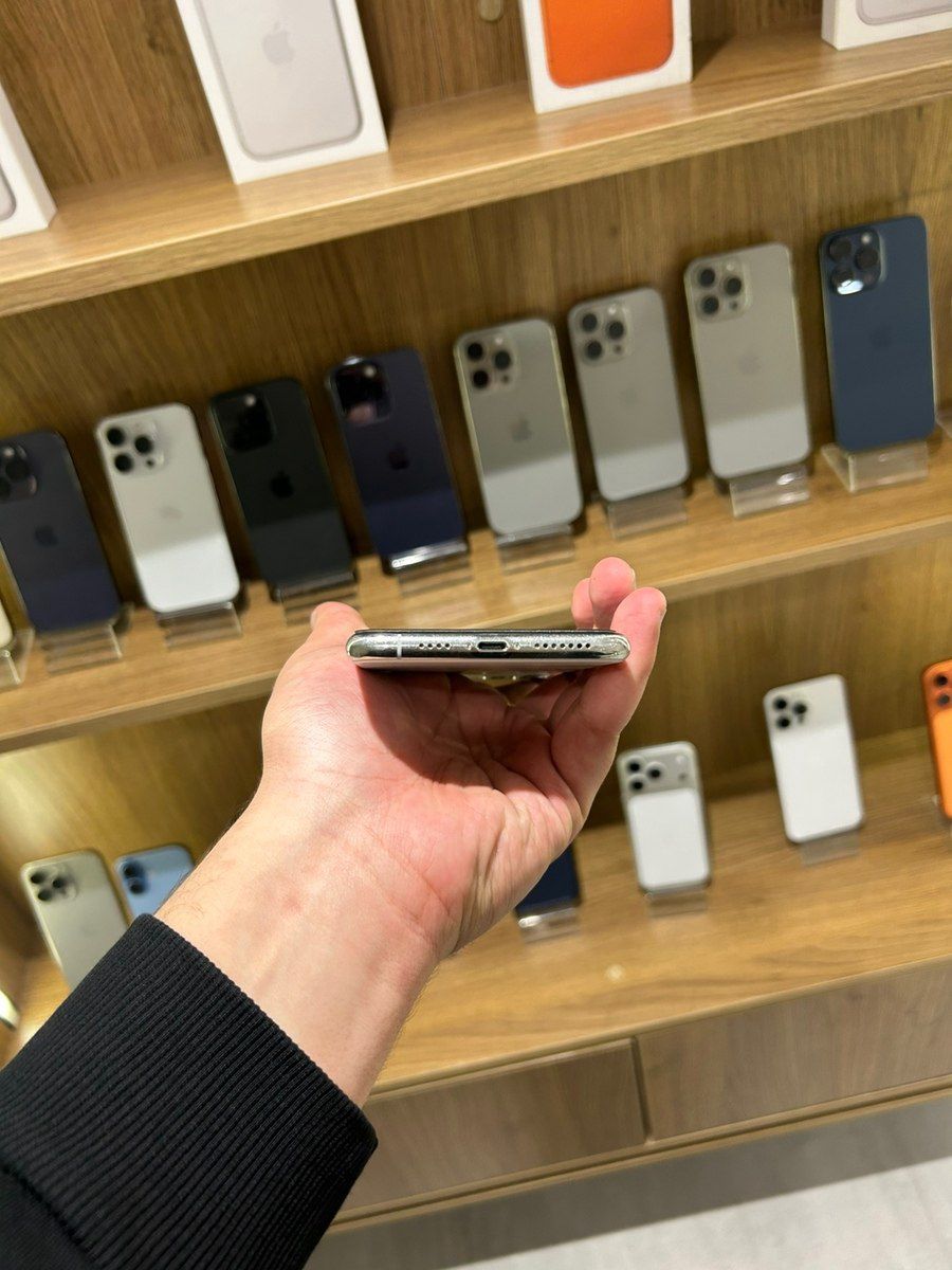 Apple iPhone 11 Pro Max Silver 64GB/4GB — Smartfonlar, Bakı (4)