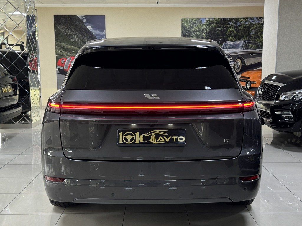Li Auto L7, 1.5 L, 52.3 kWh, 2025 il, 28 900 km 11-II-111 — Avtomobillər, Bakı (10)
