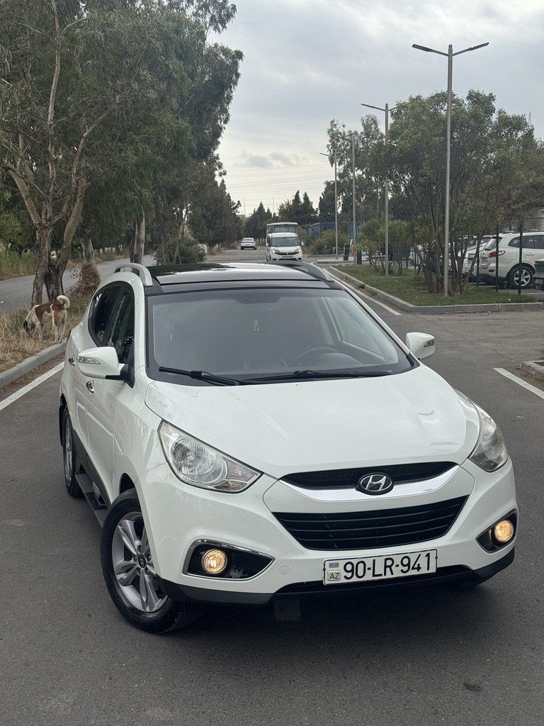 Hyundai ix35, 2.0 L, 2011 il, 215 000 km 90-LR-941 — Avtomobillər, Bakı (4)