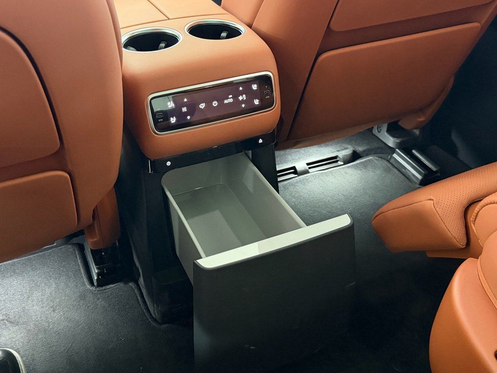 Li Auto L9, 1.5 L, 52.3 kWh, 2025 il, yeni — Avtomobillər, Bakı (12)