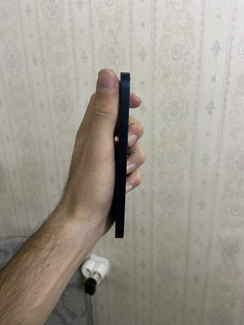 IPhone 13, 128 GB, Göy, Qırıq — Apple iPhone, Bakı (2)
