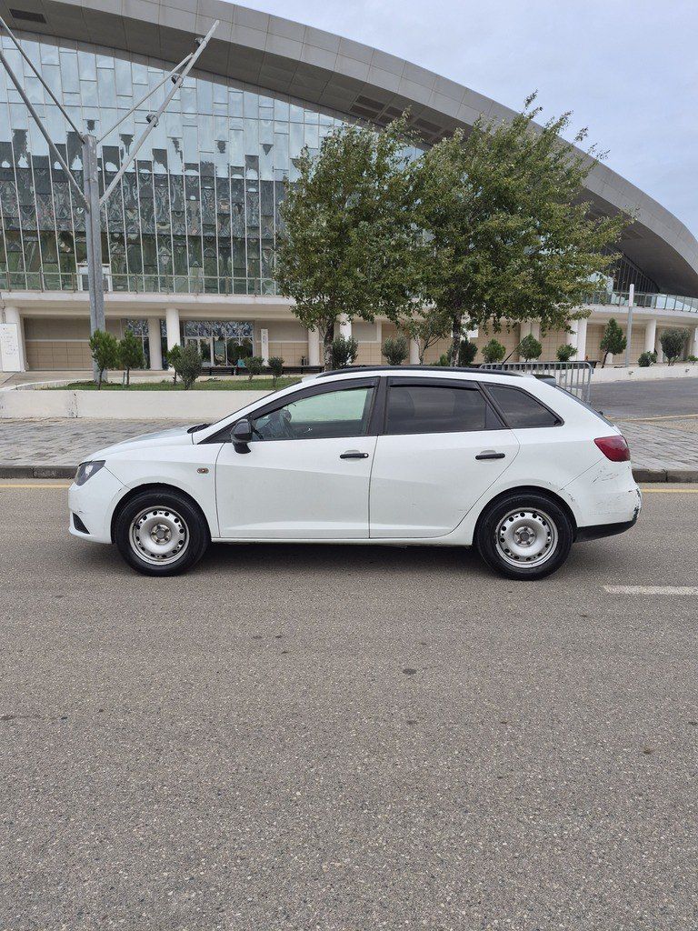 Seat Ibiza, 1.4 L, 2013 il, 500 000 km 90-SV-509 — Avtomobillər, Bakı (4)
