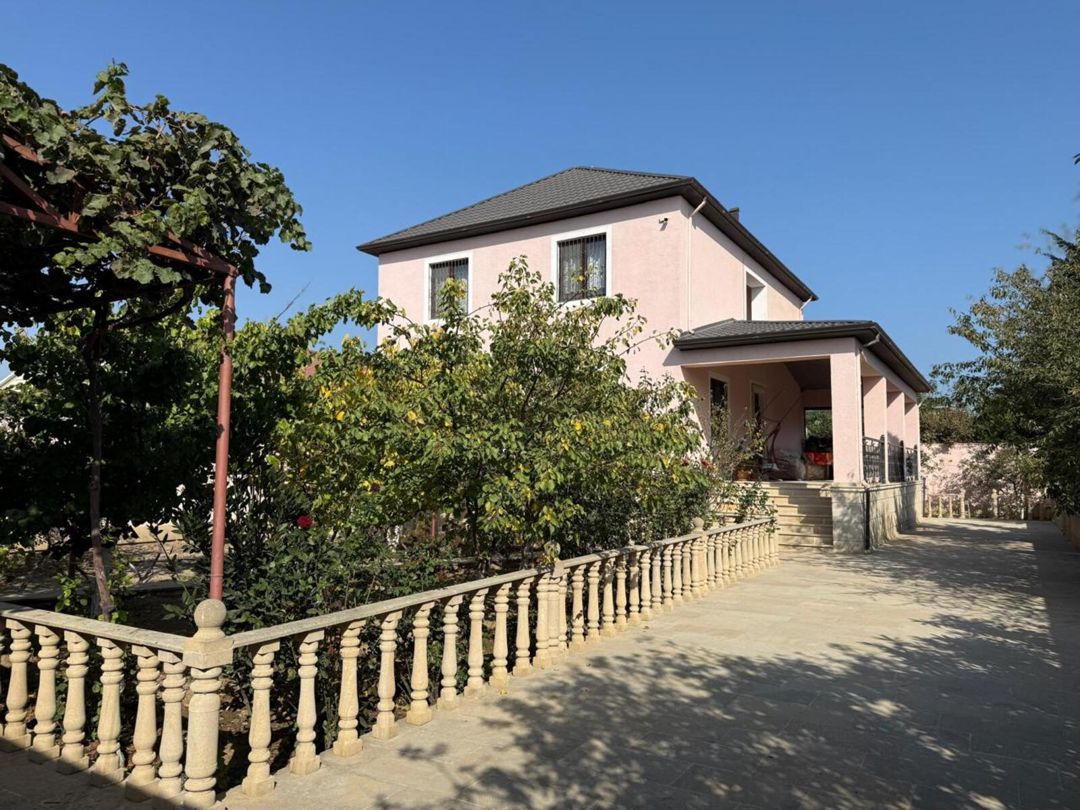 Satılır 7 otaqlı həyət evi/bağ evi 220 m² — Ev, villa, Bakı (2)