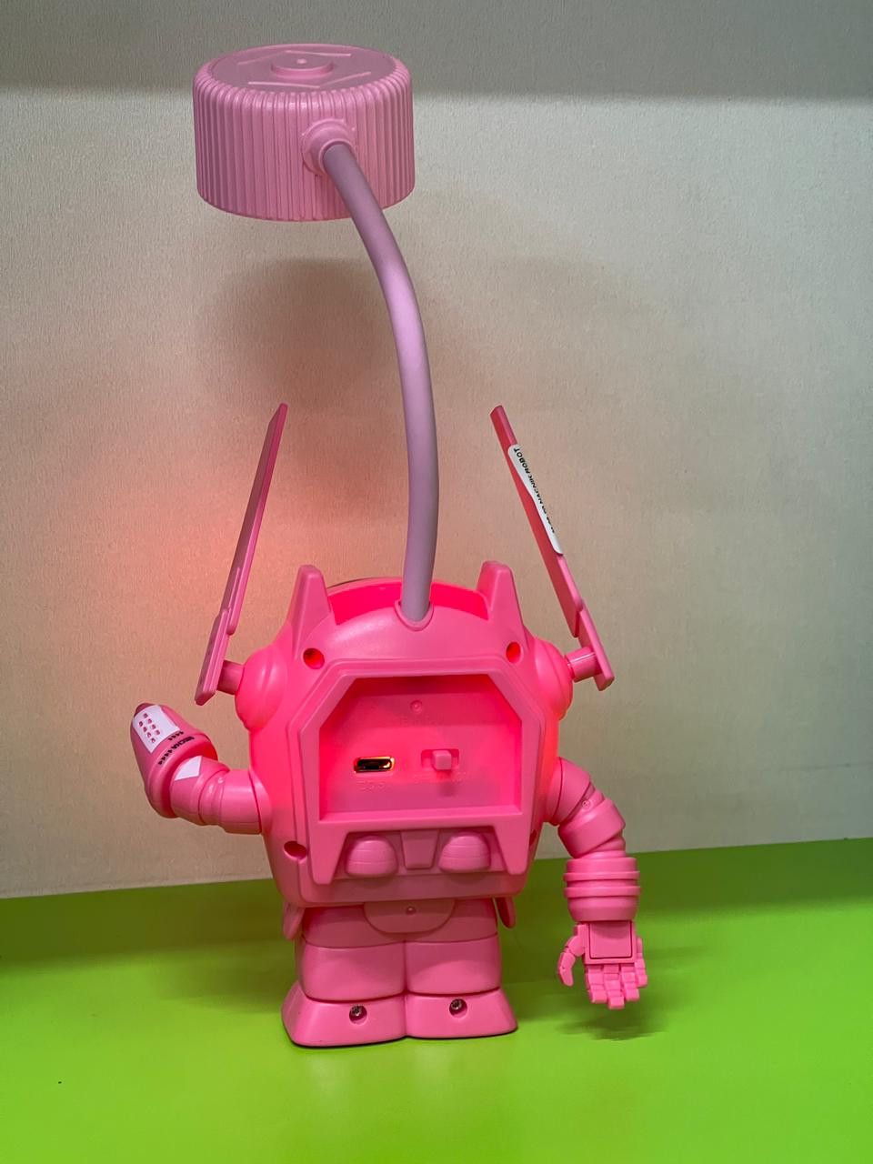 Uşaq lampası Robot, plastik, çəhrayı — Mallar, Bakı (2)