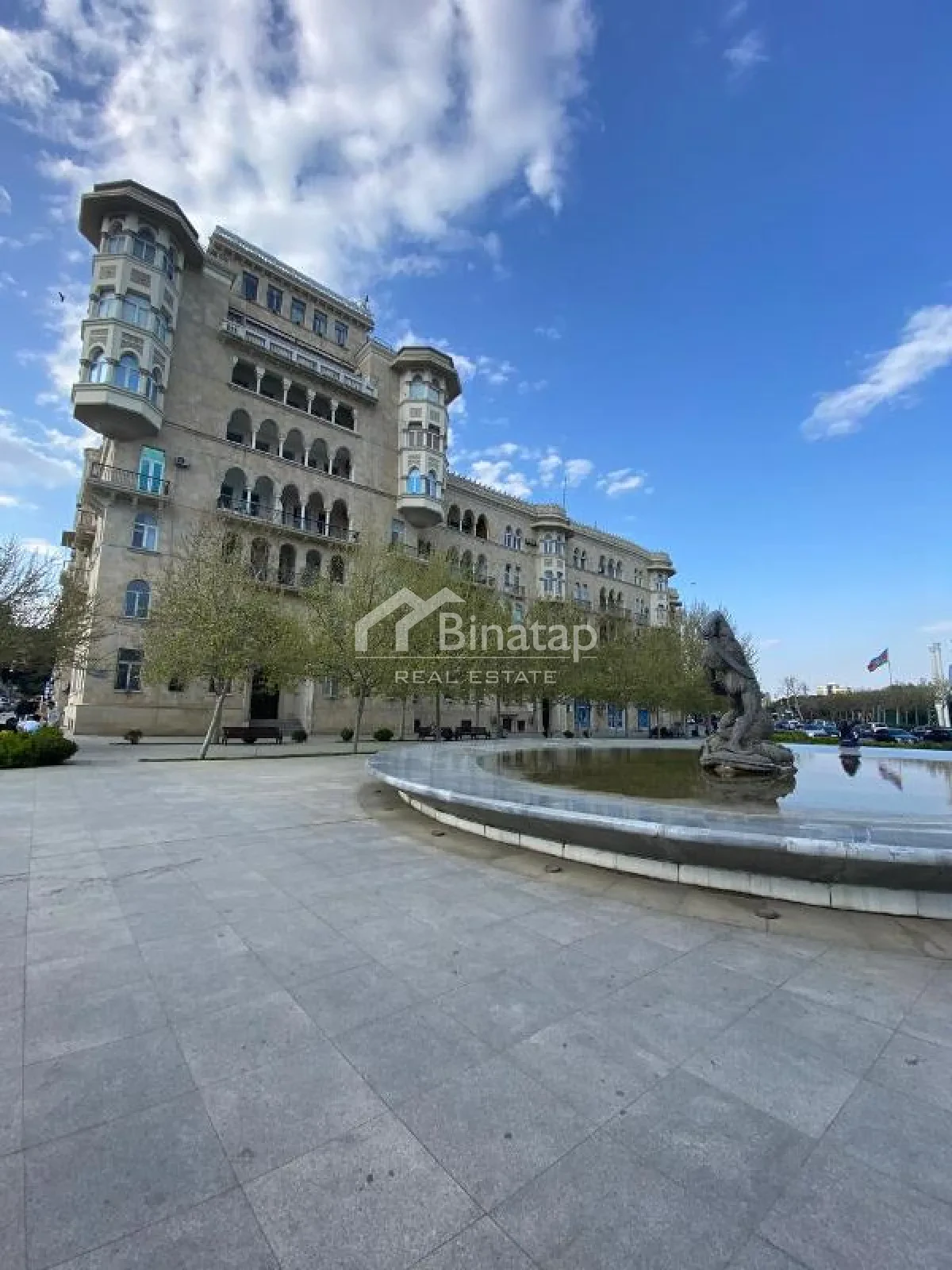 Satılır 3 otaqlı köhnə tikili 97 m², İçərişəhər metrosu, Səbail rayonu — 530 000 ₼ · Bakı · Mənzil Satılır 3 otaqlı köhnə tikili 97 m², İçərişəhər metrosu, Səbail rayonu — Bakı