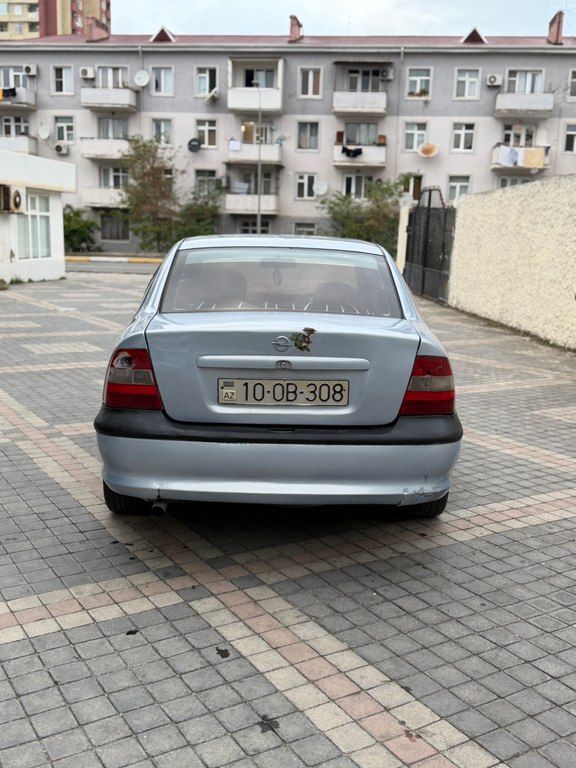 Opel Vectra, 1.8 L, 1996 il, 278 069 km 10-OB-308 — Avtomobillər, Sumqayıt (4)