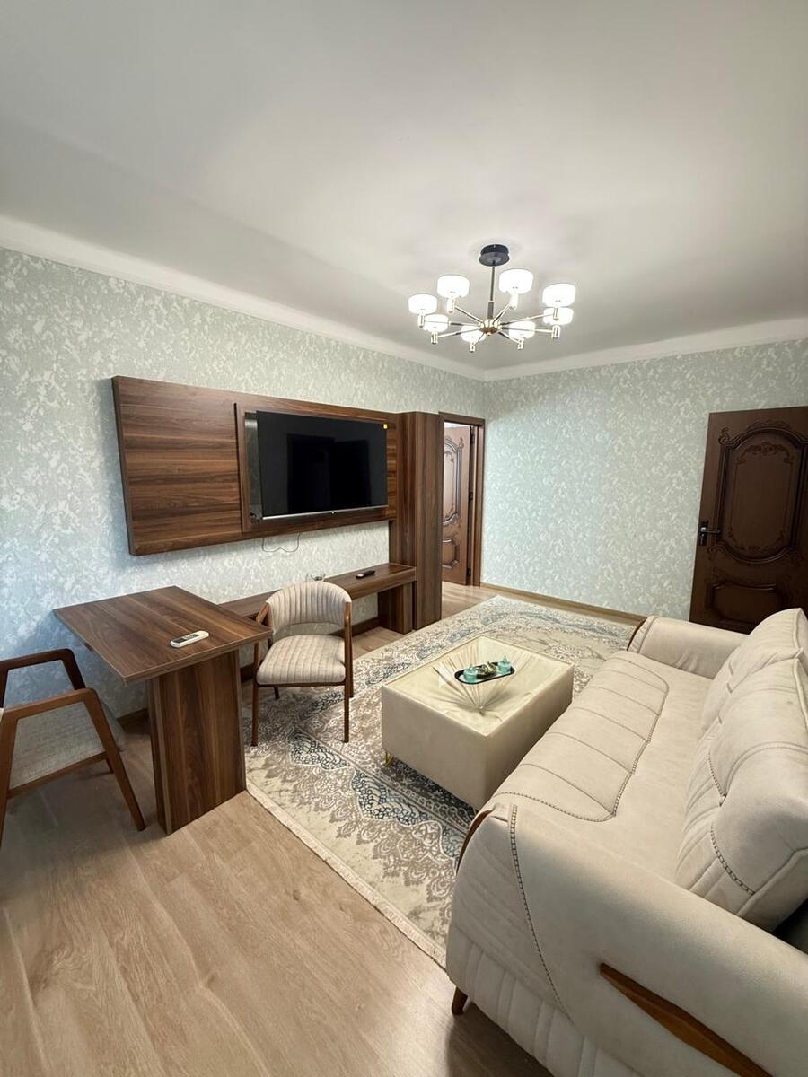 İcarəyə verilir 2 otaqlı köhnə tikili 55 m² — Mənzil, Bakı (2)