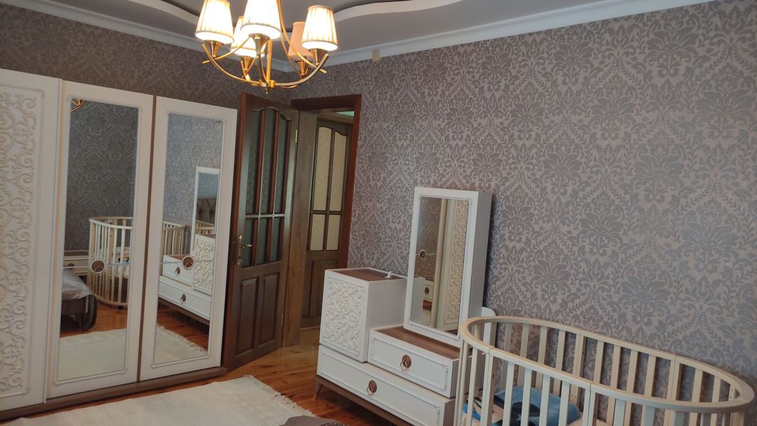 Satılır 6 otaqlı həyət evi/bağ evi 180 m² — Ev, villa, Bakı (2)